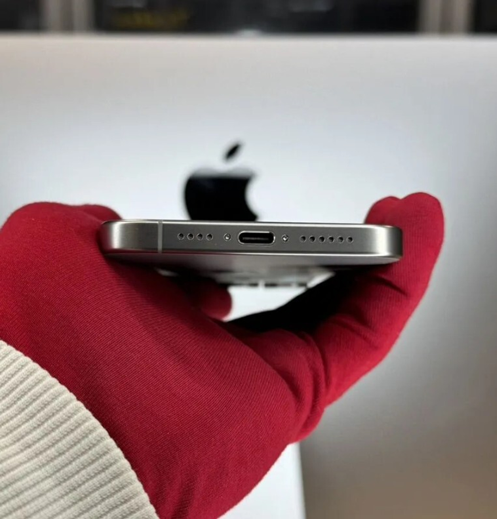 iPhone 15 Pro, 128 ГБ б/у