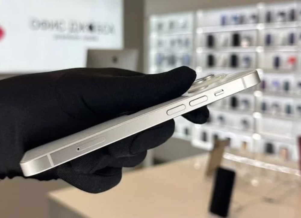 iPhone 14, 256 ГБ б/у