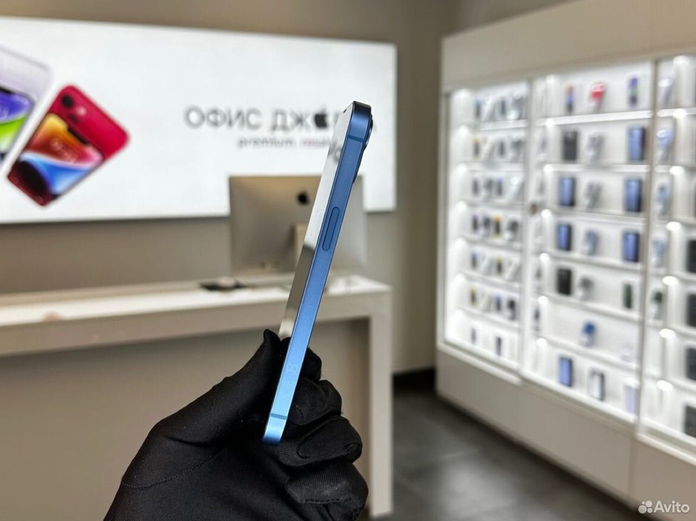 iPhone 13, 256 ГБ б/у