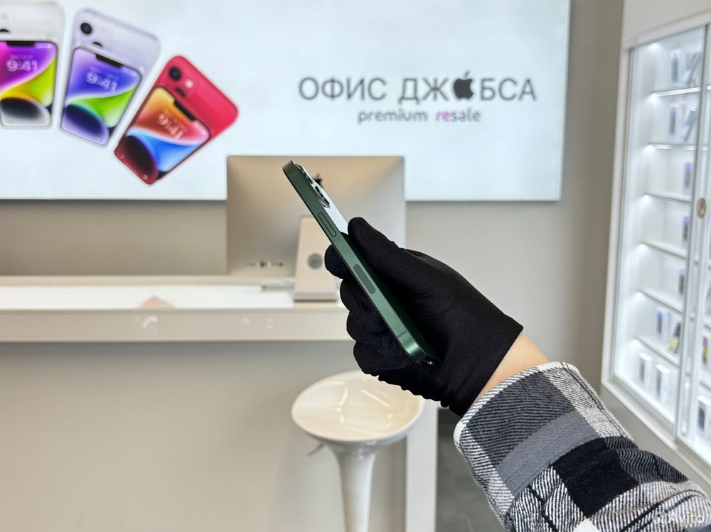 iPhone 13, 128 ГБ б/у