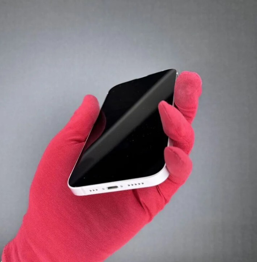 iPhone 13, 128 ГБ б/у