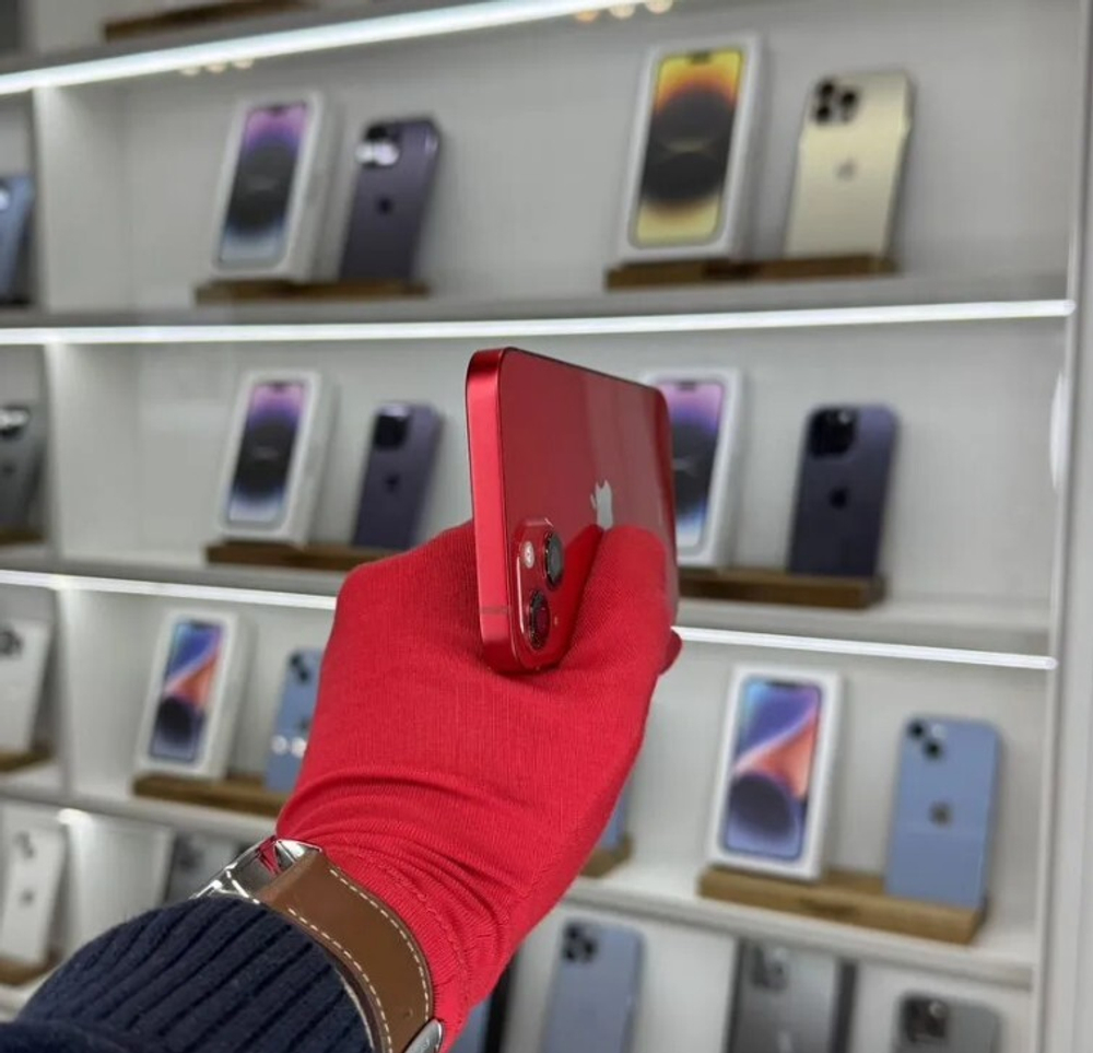 iPhone 13, 128 ГБ б/у