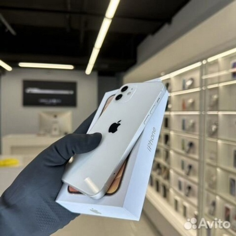 iPhone 12, 128 ГБ б/у