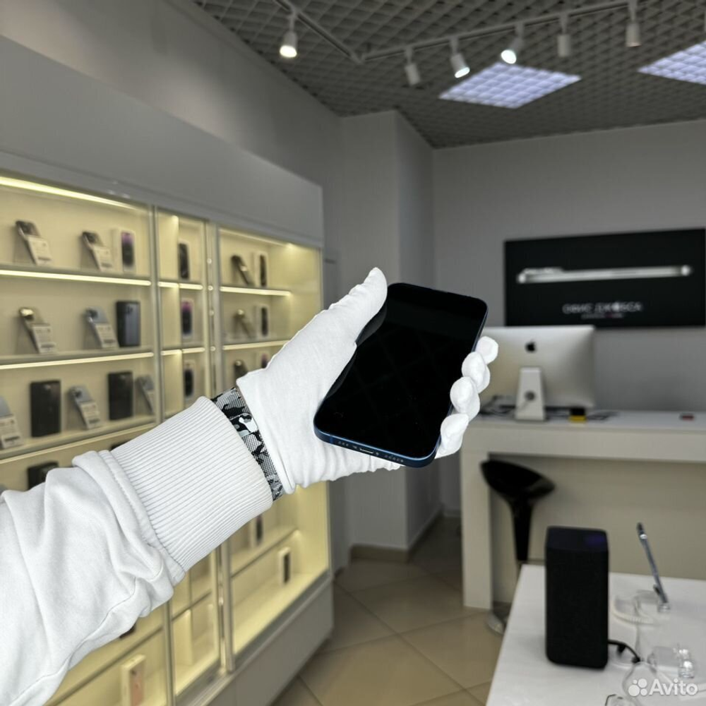 iPhone 13, 128 ГБ б/у