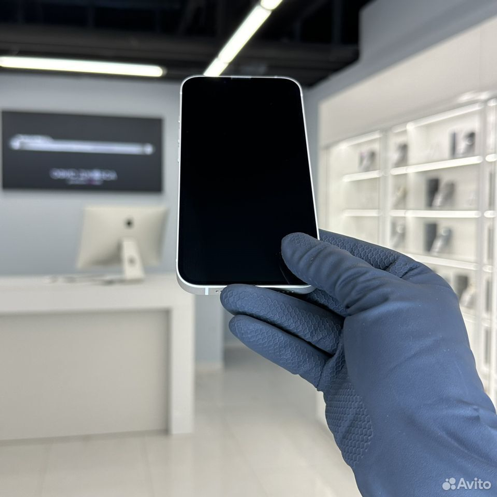 iPhone 13, 256 ГБ б/у