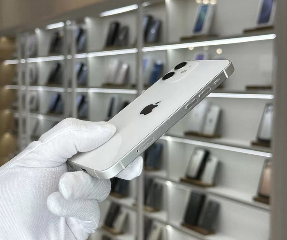 iPhone 12, 128 ГБ б/у
