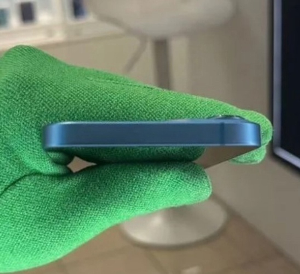 iPhone 13, 256 ГБ б/у