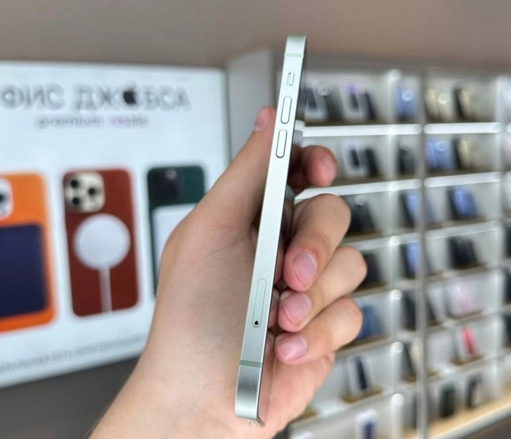 iPhone 12, 256 ГБ б/у