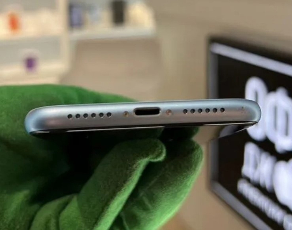 iPhone XR, 256 ГБ б/у