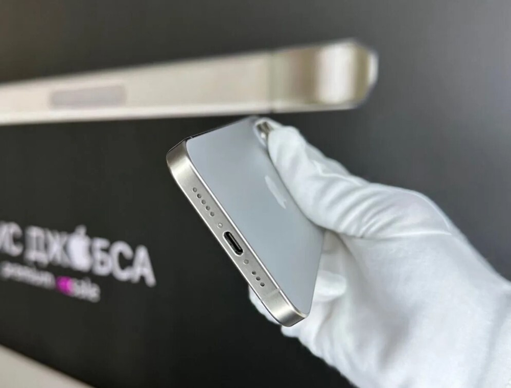 iPhone 15 Pro, 256 ГБ б/у