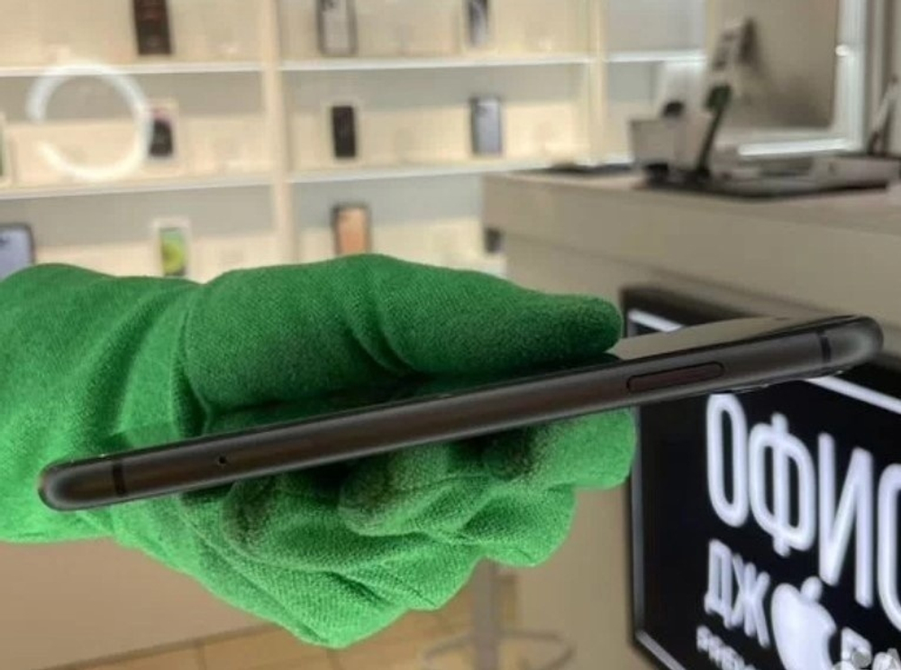 iPhone 11 64 ГБ б/у