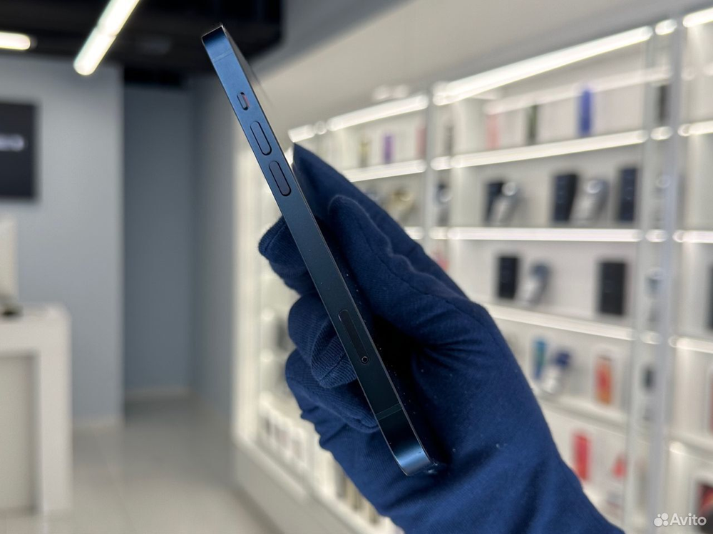 iPhone 13, 256 ГБ б/у