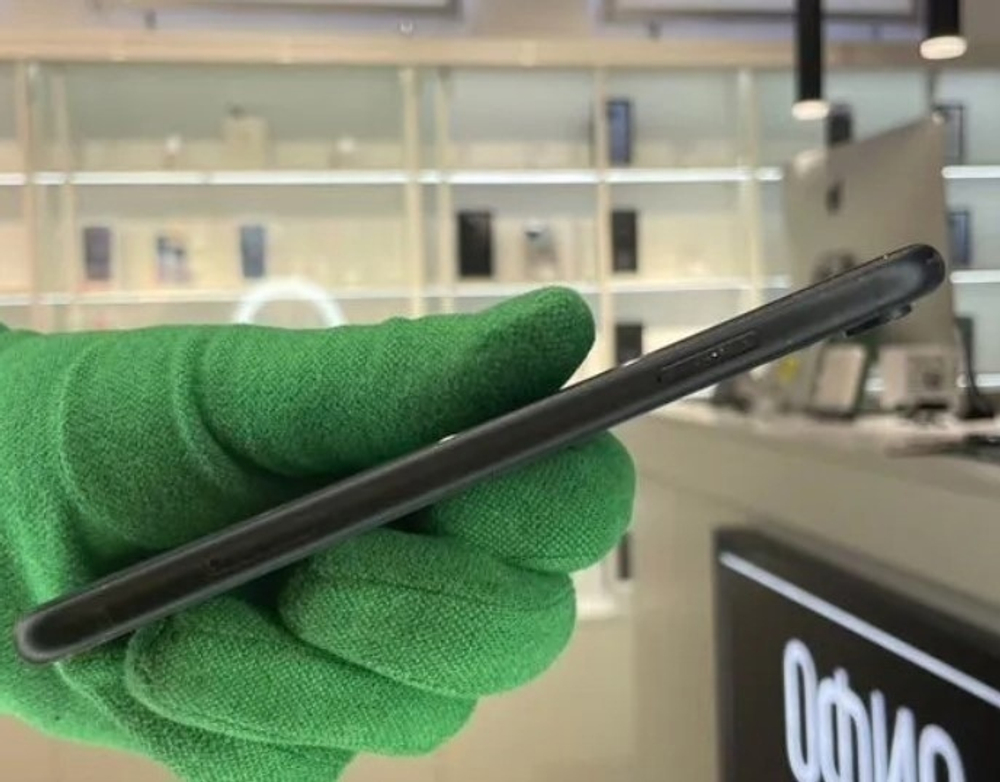 iPhone XR, 64 ГБ б/у