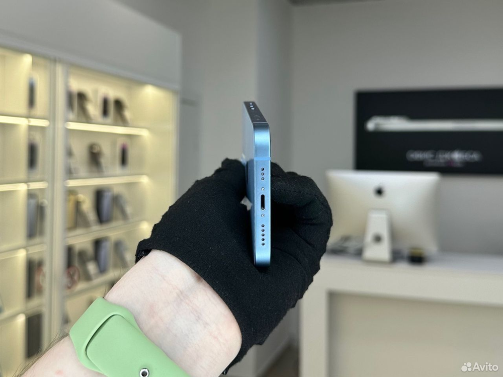 iPhone 14, 256 ГБ б/у