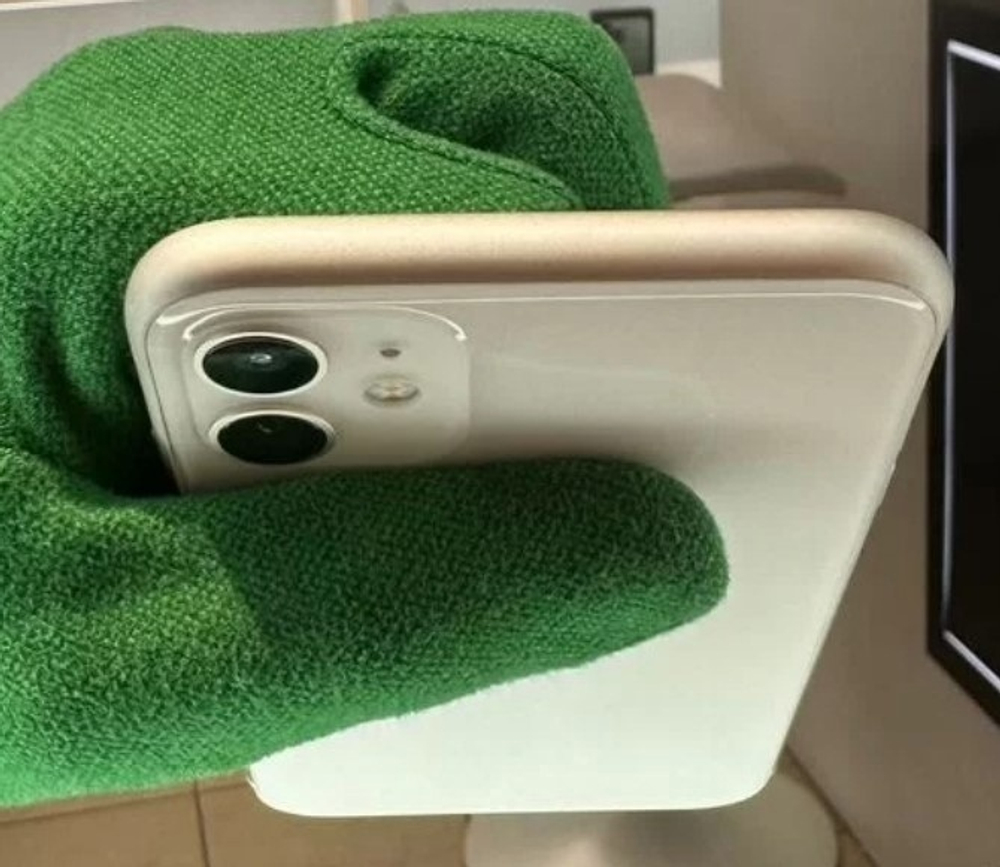 iPhone 11 64 ГБ б/у
