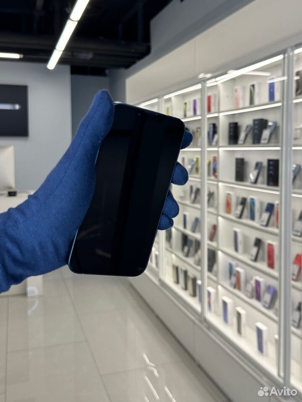 iPhone 13, 256 ГБ б/у