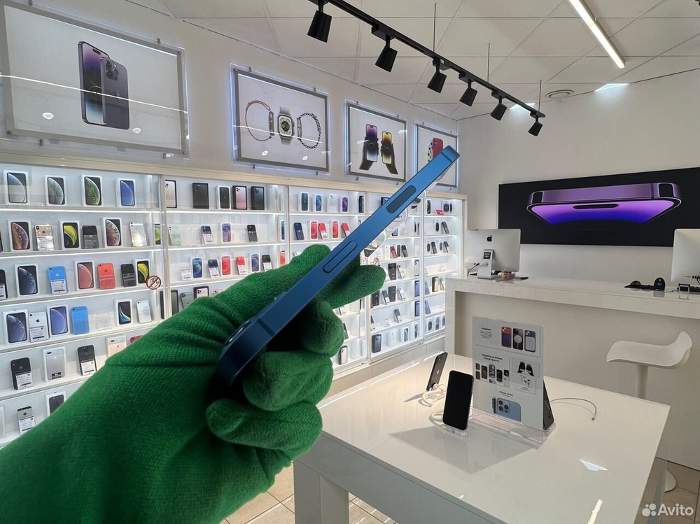 iPhone 13, 128 ГБ б/у