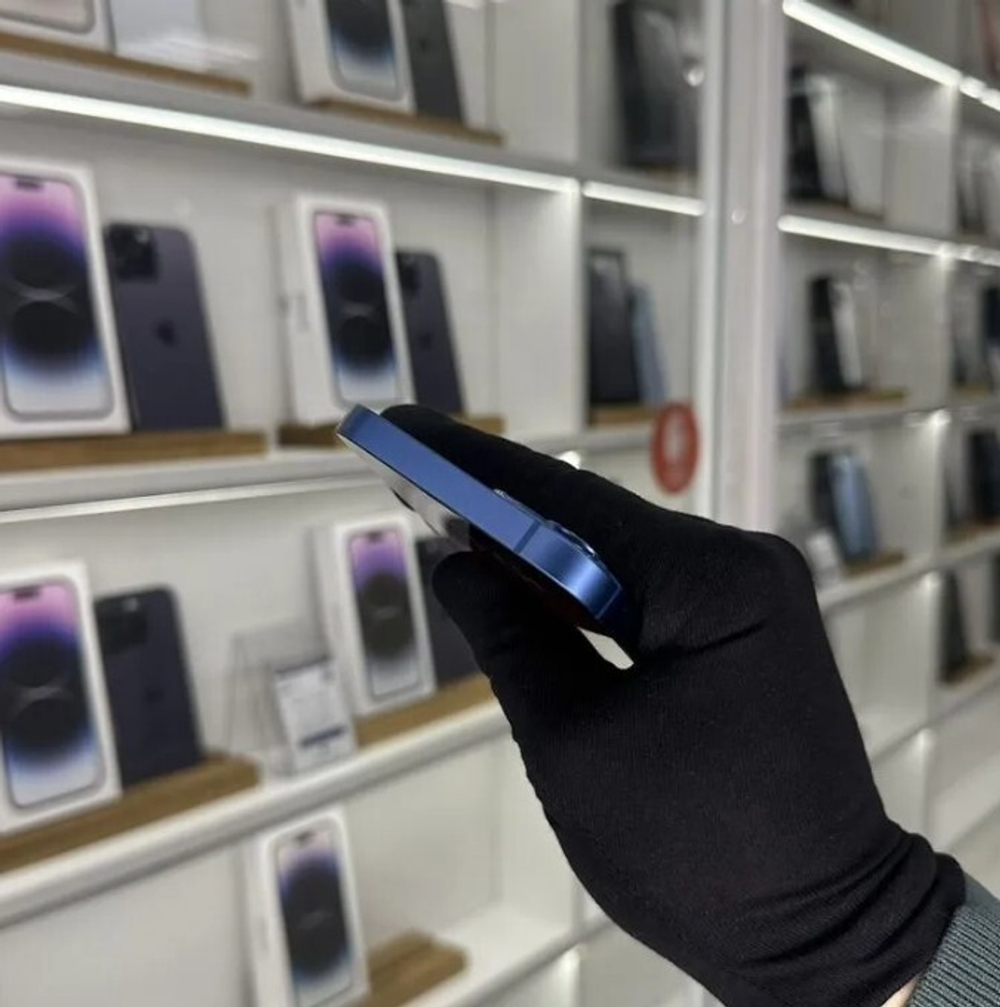 iPhone 13, 128 ГБ б/у